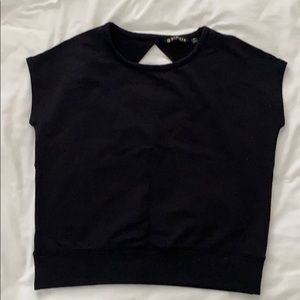 Black caped sleeve athletes workout top